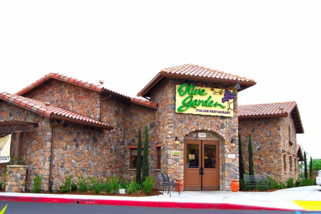 Melissas Bargains Olive Garden 4 Off Two Adult Entrees