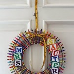 Back To School Craft: Crayon Wreath