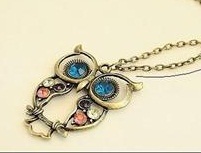 vintage-owl-pendant-necklace