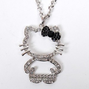 hello-kitty-necklace