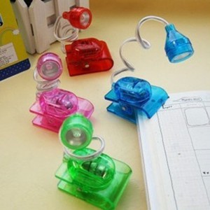 portable-LED-reading-light