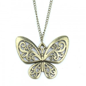 vintage-butterfly-necklace