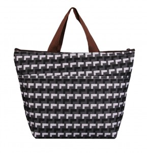 waterproof-lunch-tote