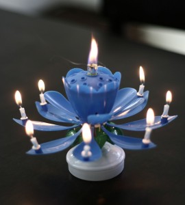 amazing-birthday-candle