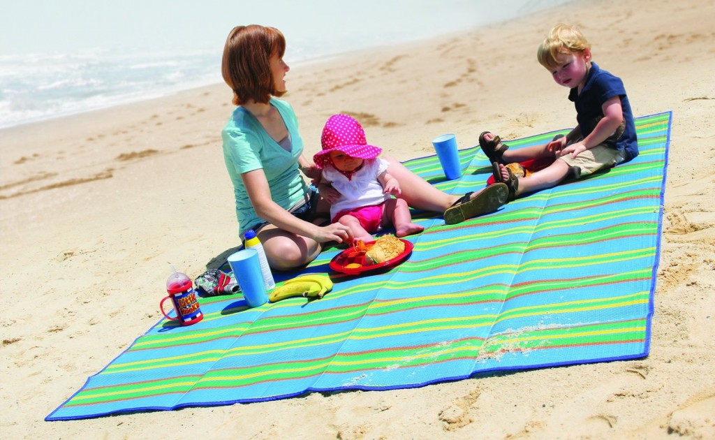 beach-mat-with-strap