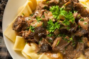 Creamy-beef-over-noodles