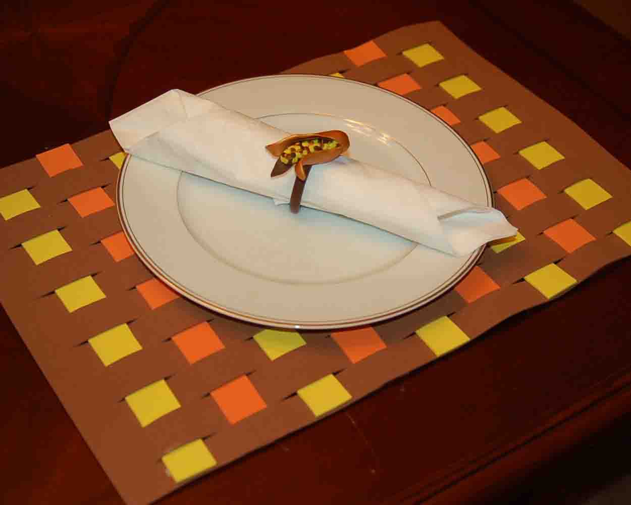 Thanksgiving Craft: Thanksgiving Place Mats